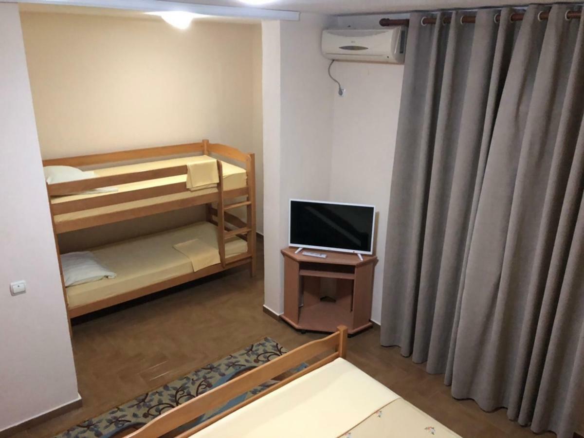 Apartment Family Ulcinj Exterior photo