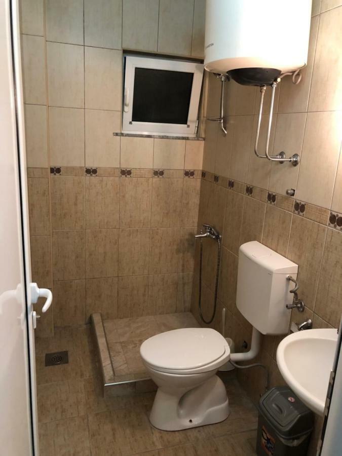 Apartment Family Ulcinj Exterior photo