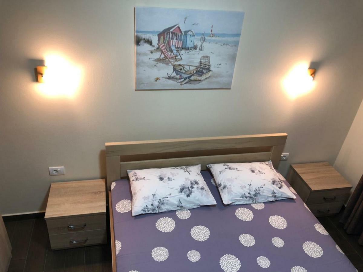 Apartment Family Ulcinj Exterior photo